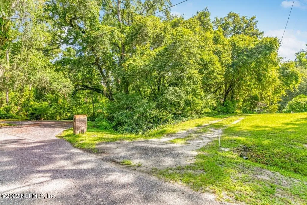 16085 Puskita Trail Jacksonville FL 32218