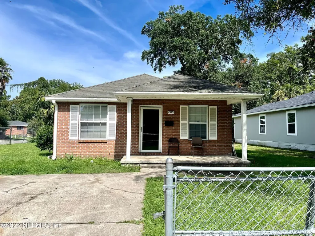 1919 Mcmillan Street Jacksonville FL 32209