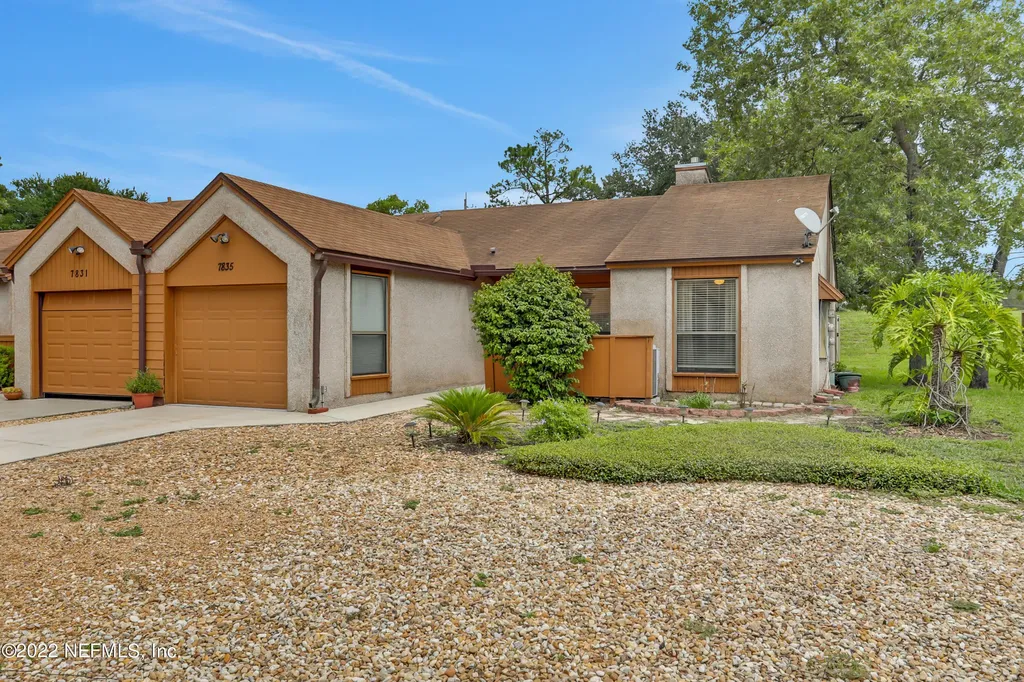 7835 Fawn Oaks Court Jacksonville FL 32256