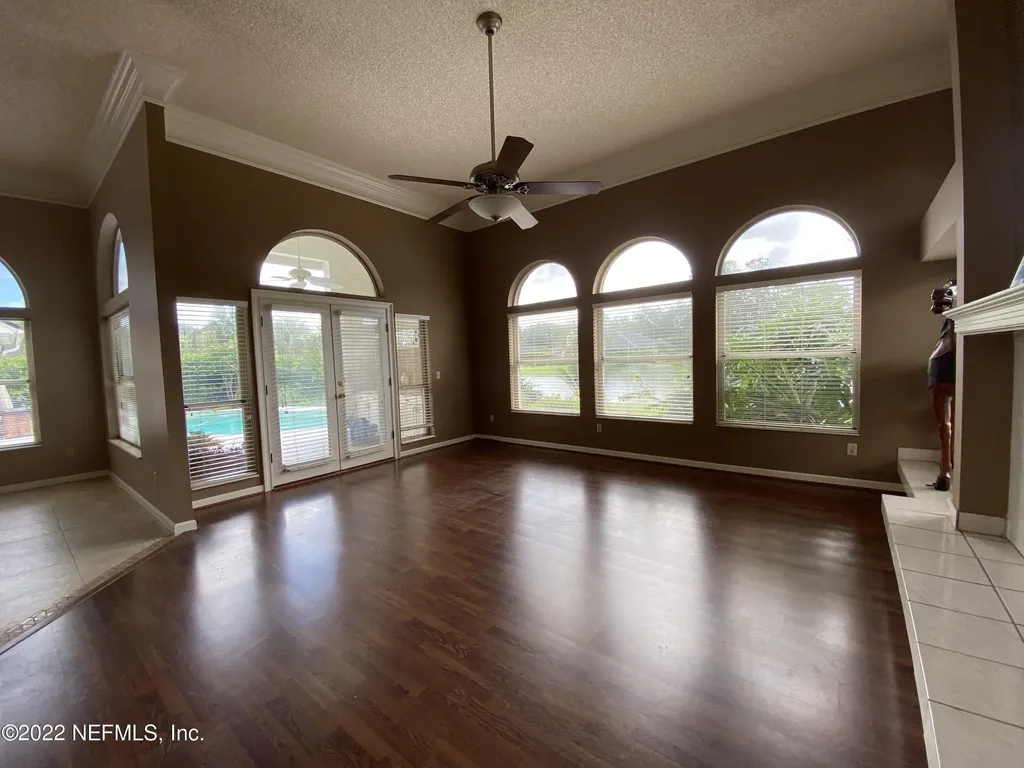 12129 Cattail Drive W Jacksonville FL 32223