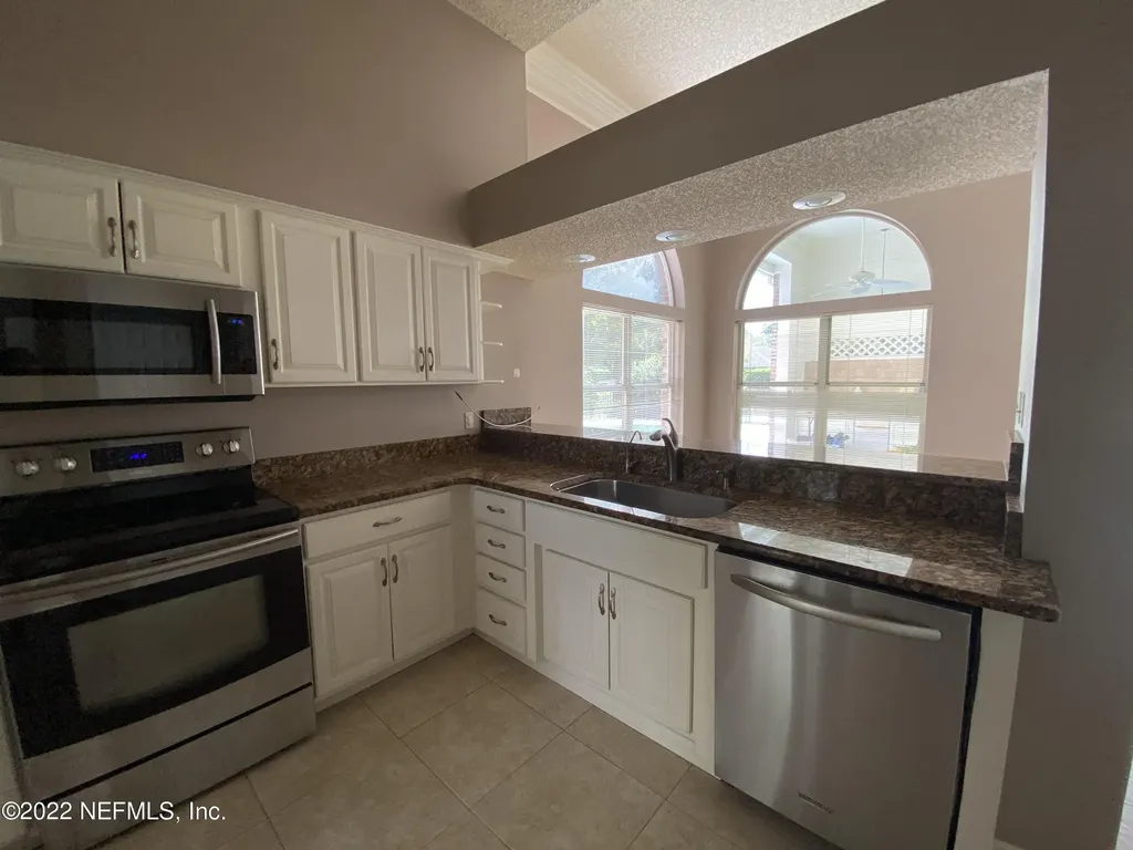 12129 Cattail Drive W Jacksonville FL 32223