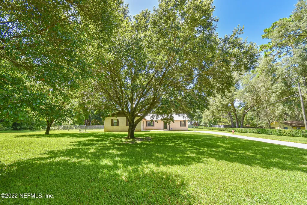 105 Tallow Road Pomona Park FL 32181