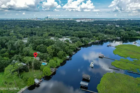 2217 Ironwood Drive Jacksonville FL 32216
