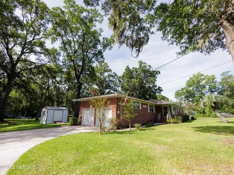 5824 Joy Drive S Jacksonville FL 32244