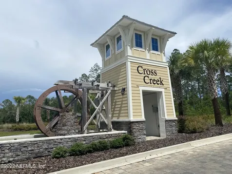 2444 Cold Stream Lane Green Cove Springs FL 32043