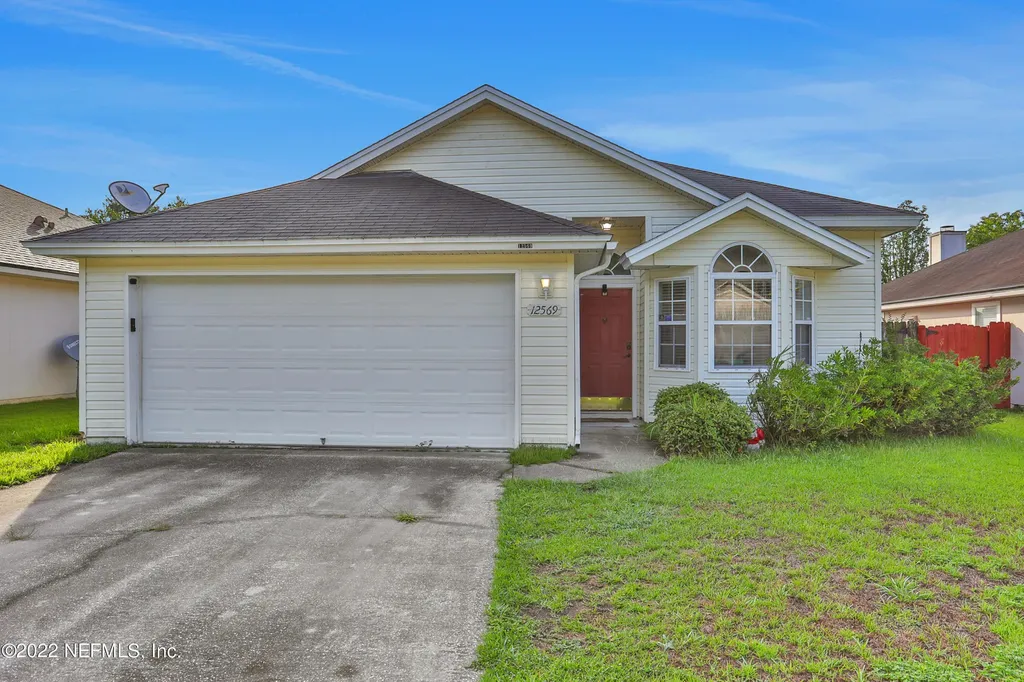 12569 Brahma Bull Circle W Jacksonville FL 32226