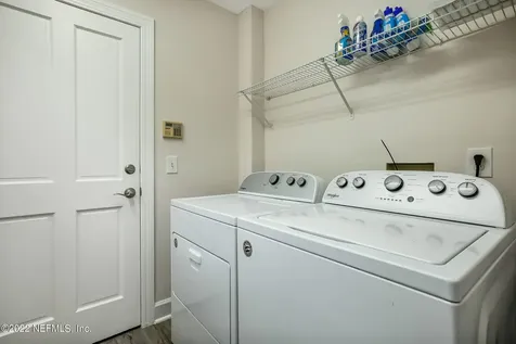 4071 Mizner Court Jacksonville FL 32217