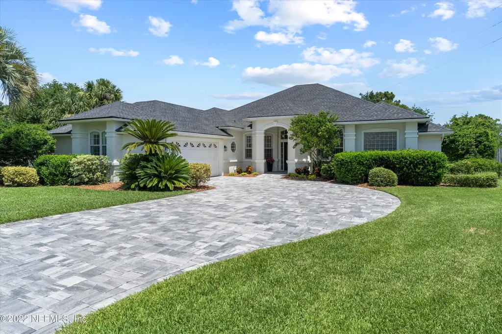 2304 Foxhaven Drive W Jacksonville FL 32224