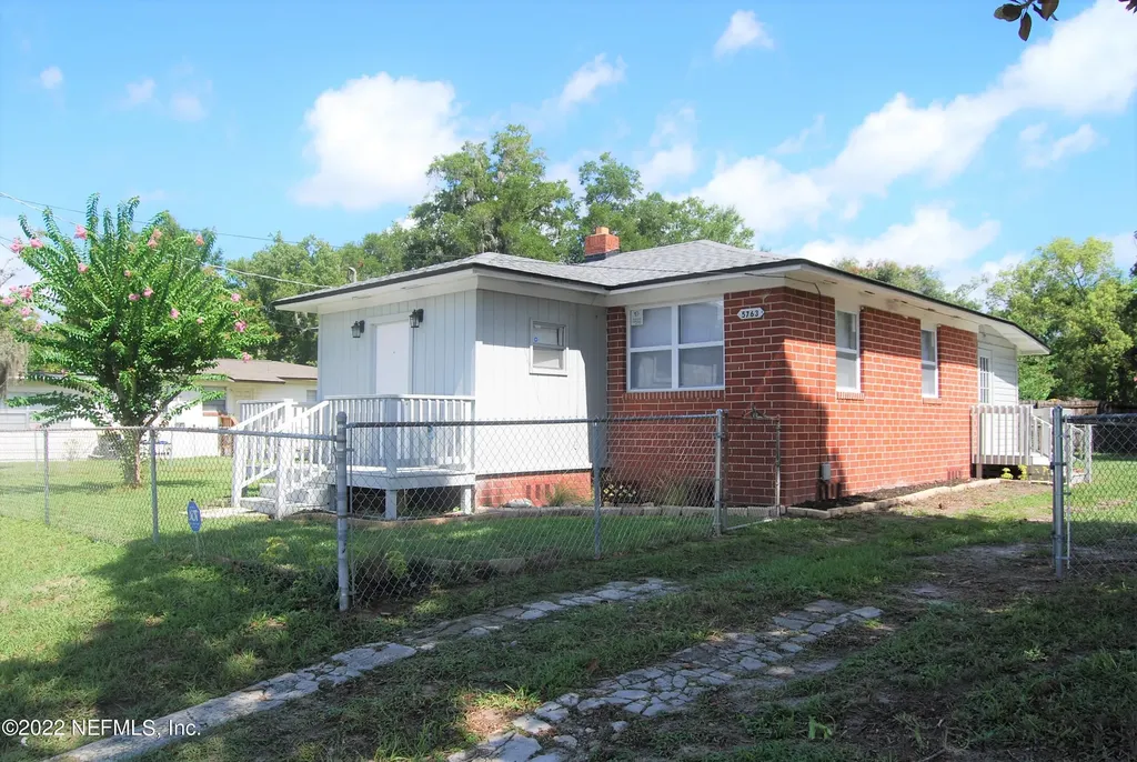 5763 Timuquana Road Jacksonville FL 32210