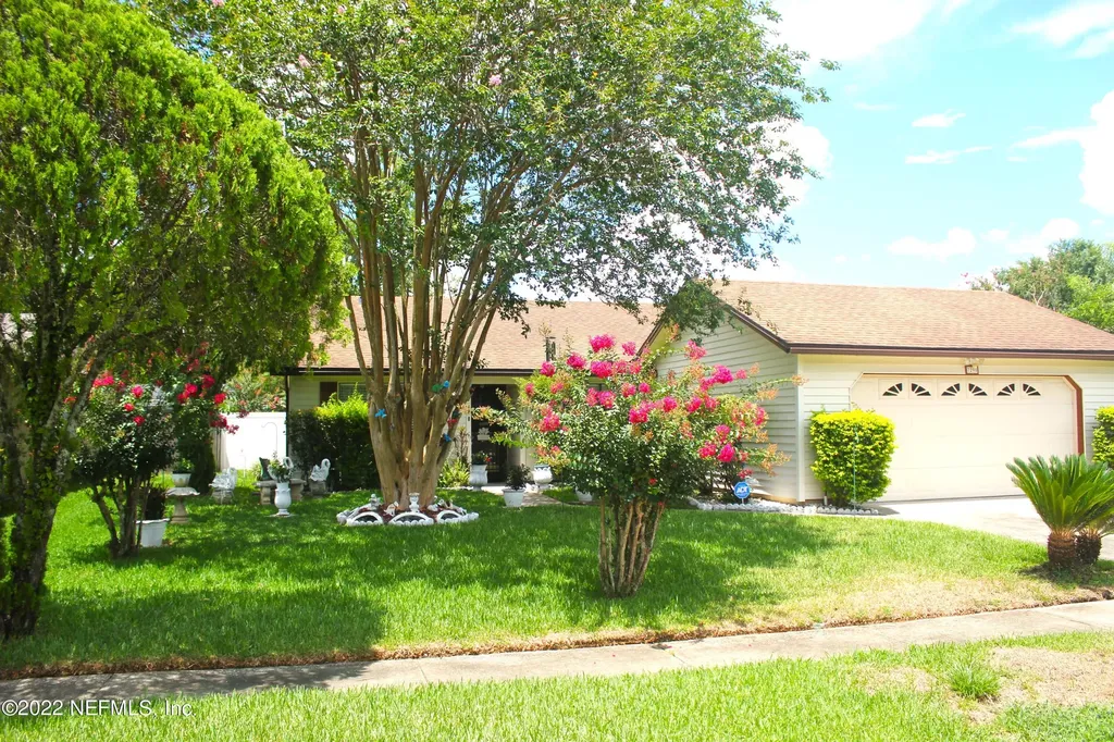 7290 Eagles Perch Drive Jacksonville FL 32244