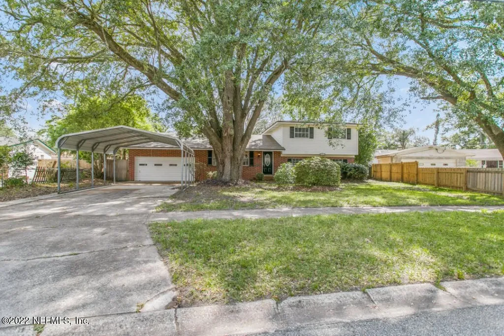 8236 Caravelle Drive Jacksonville FL 32244