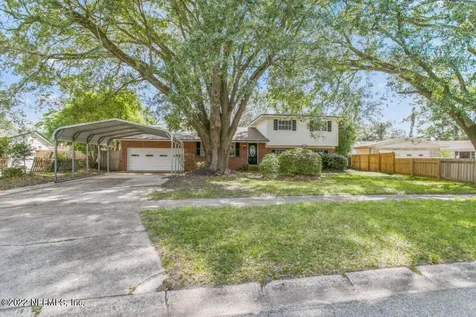 8236 Caravelle Drive Jacksonville FL 32244