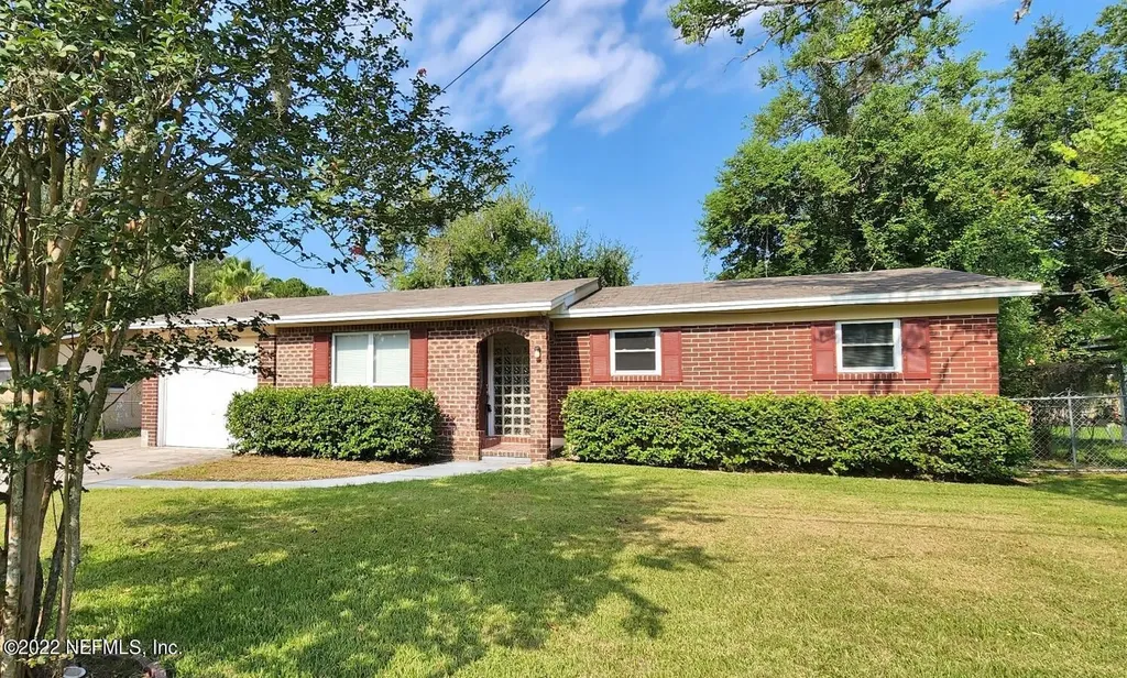 4456 Jade Drive W Jacksonville FL 32210