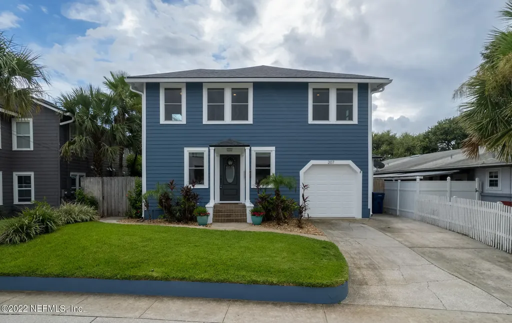 207 Hopkins Street Neptune Beach FL 32266