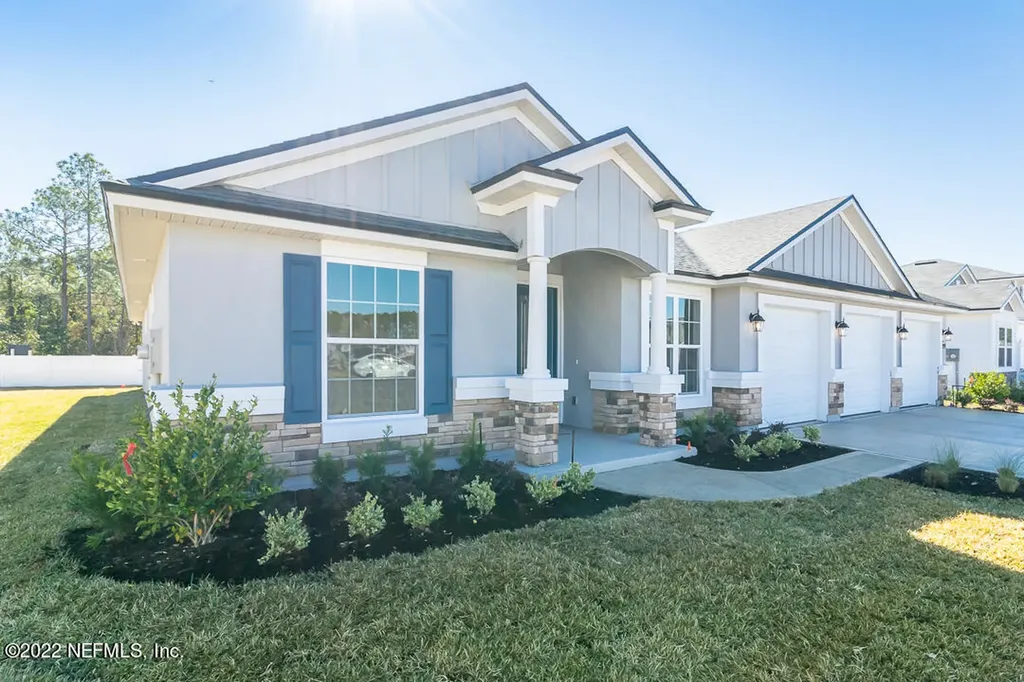 3280 Vanden Sawyer Court Green Cove Springs FL 32043