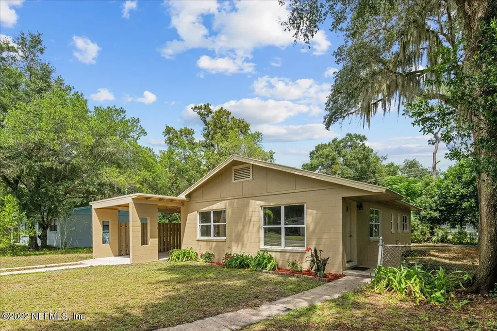 109 Ashley Drive Palatka FL 32177