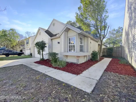 7754 Greenwich Court E Jacksonville FL 32277
