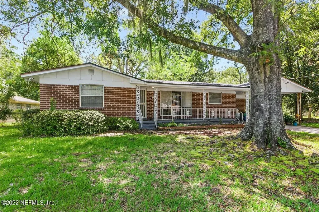6925 Rhode Island Drive E Jacksonville FL 32209