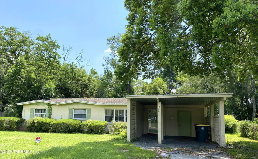 4402 Naranja Drive S Jacksonville FL 32217