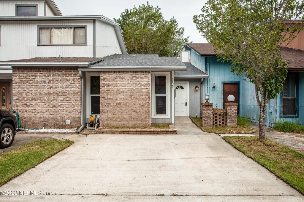 4927 Kingsmeadow Lane Jacksonville FL 32217