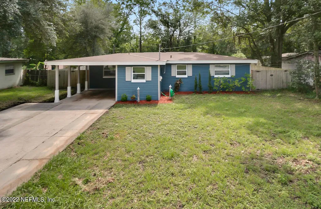 2425 Una Drive Jacksonville FL 32216
