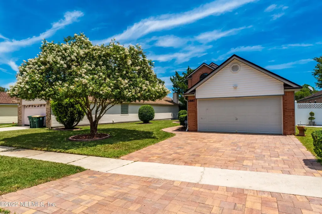 2887 Lantana Lakes Drive W Jacksonville FL 32246