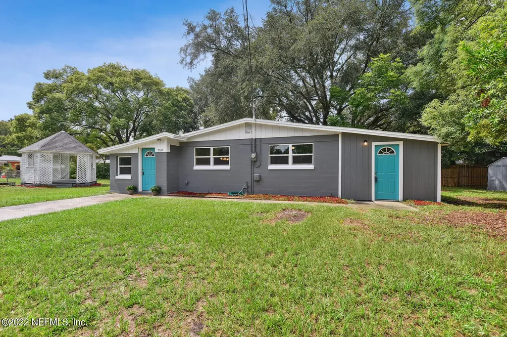 2520 Chris Court Jacksonville FL 32210