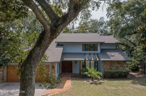 61 White Court St. Augustine FL 32080