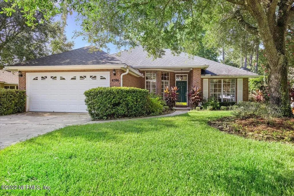 4586 Brandy Oak Court Jacksonville FL 32257