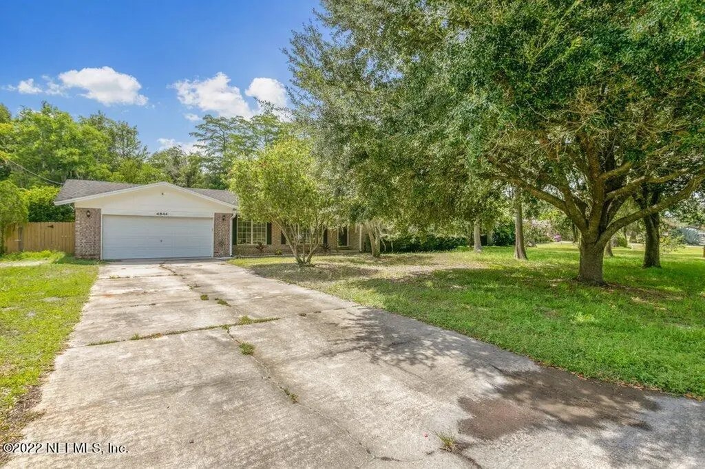 4844 Tara Woods Drive E Jacksonville FL 32210