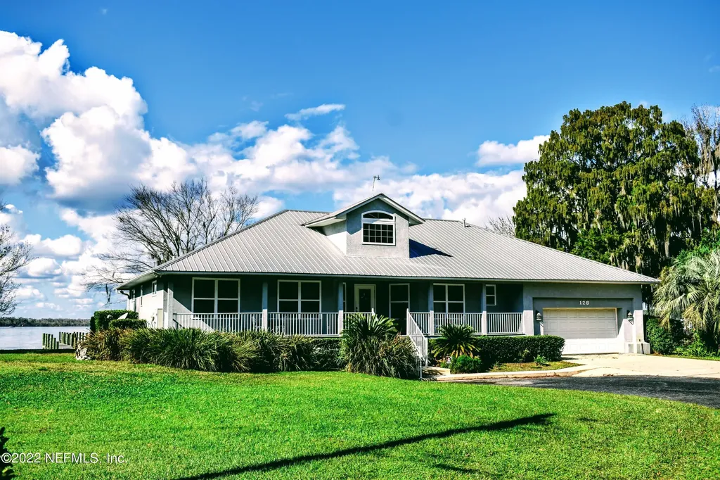 128 Sunset Point Lane East Palatka FL 32131