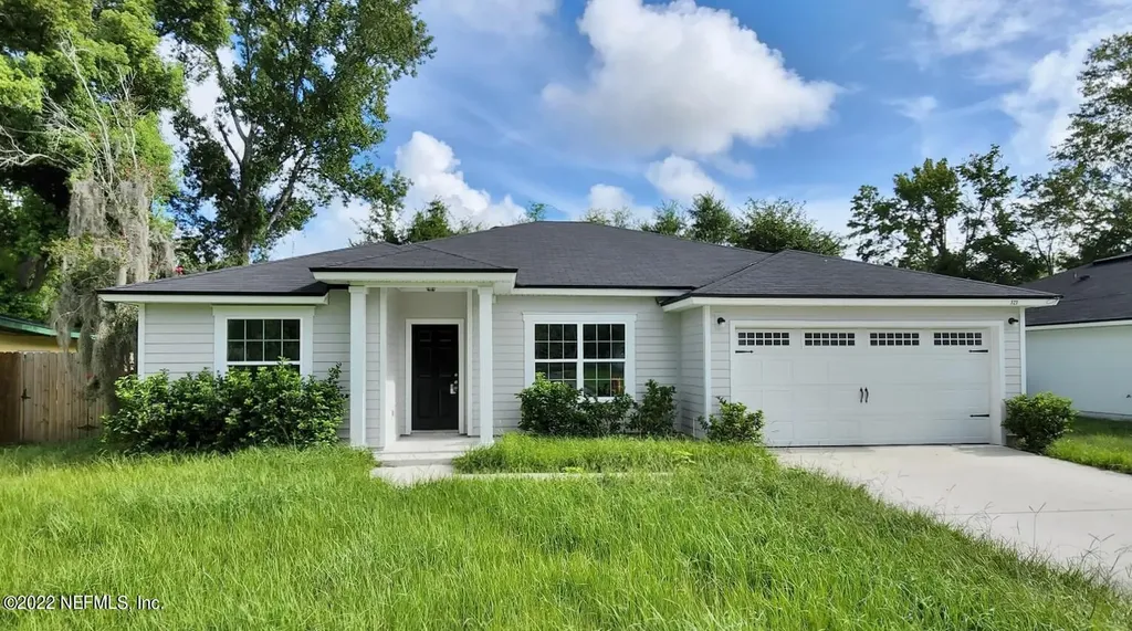 525 Renne Drive N Jacksonville FL 32218