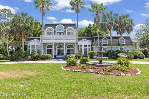 3809 Vickers Lake Drive Jacksonville FL 32224