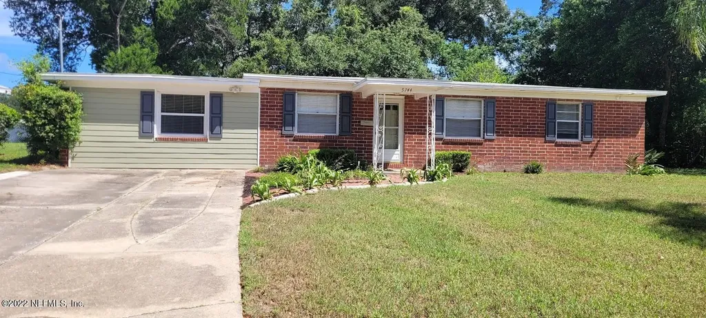 5744 College Lane Jacksonville FL 32211