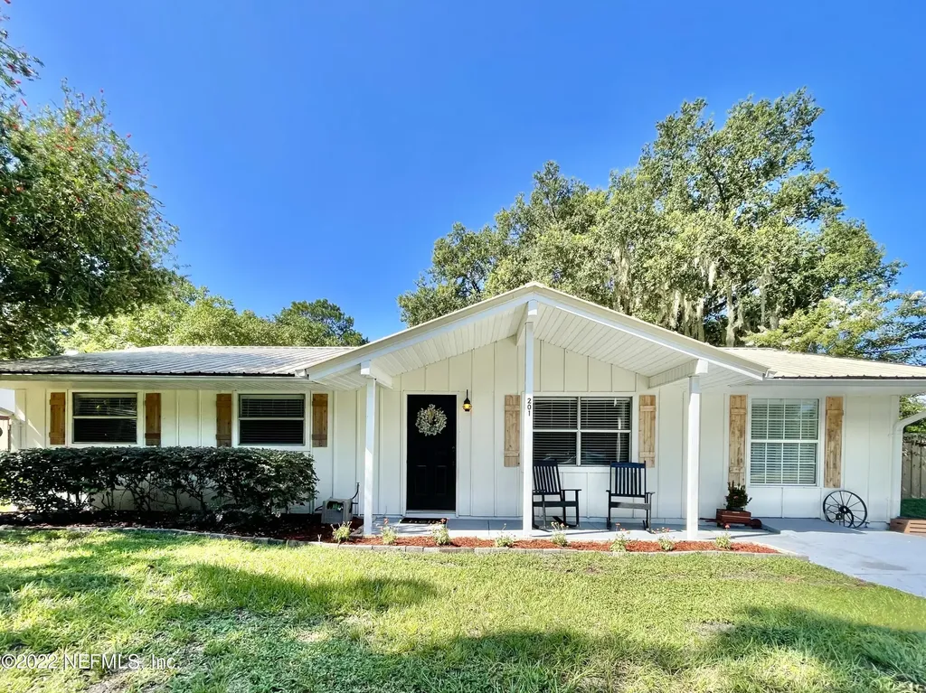 201 Harbor Drive Palatka FL 32177