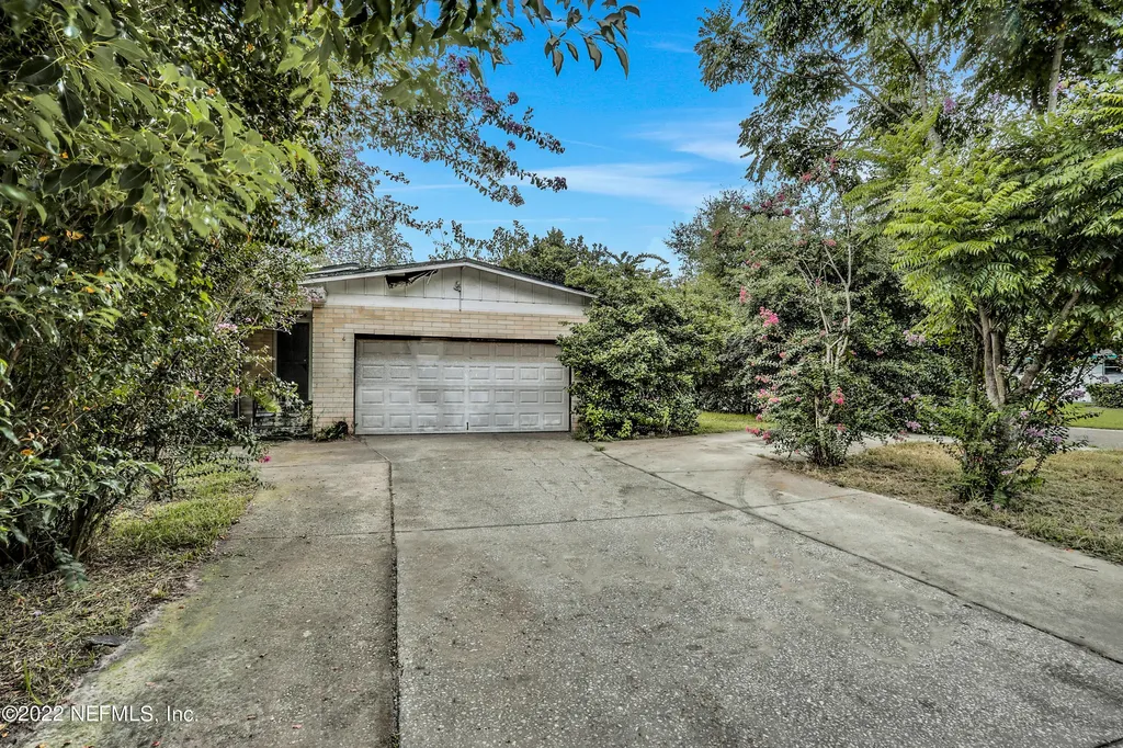 6751 Alaro Road Jacksonville FL 32209