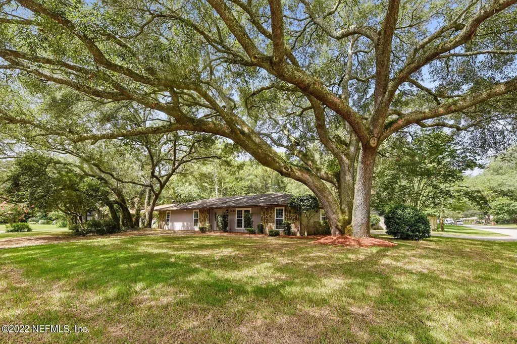 1842 Pleasantview Court Jacksonville FL 32225