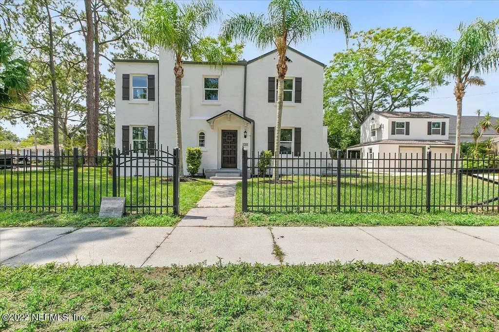 4388 Davinci Avenue Jacksonville FL 32210