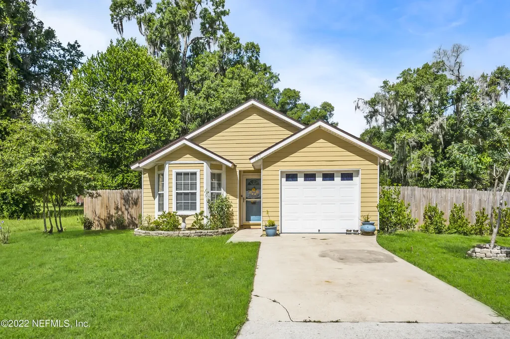 707 Kirk Street Green Cove Springs FL 32043