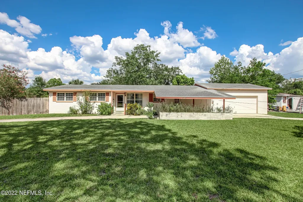 8123 Ladoga Avenue Jacksonville FL 32217