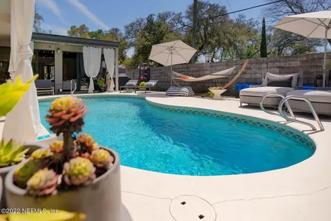 3733 Pine Street Jacksonville FL 32205