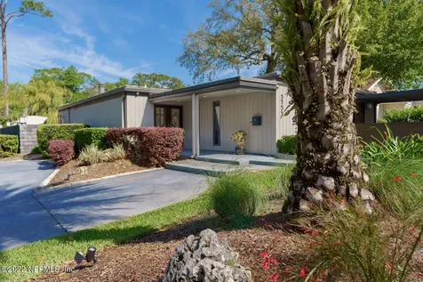 3733 Pine Street Jacksonville FL 32205