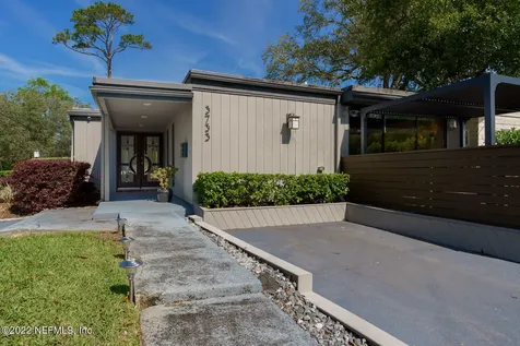 3733 Pine Street Jacksonville FL 32205
