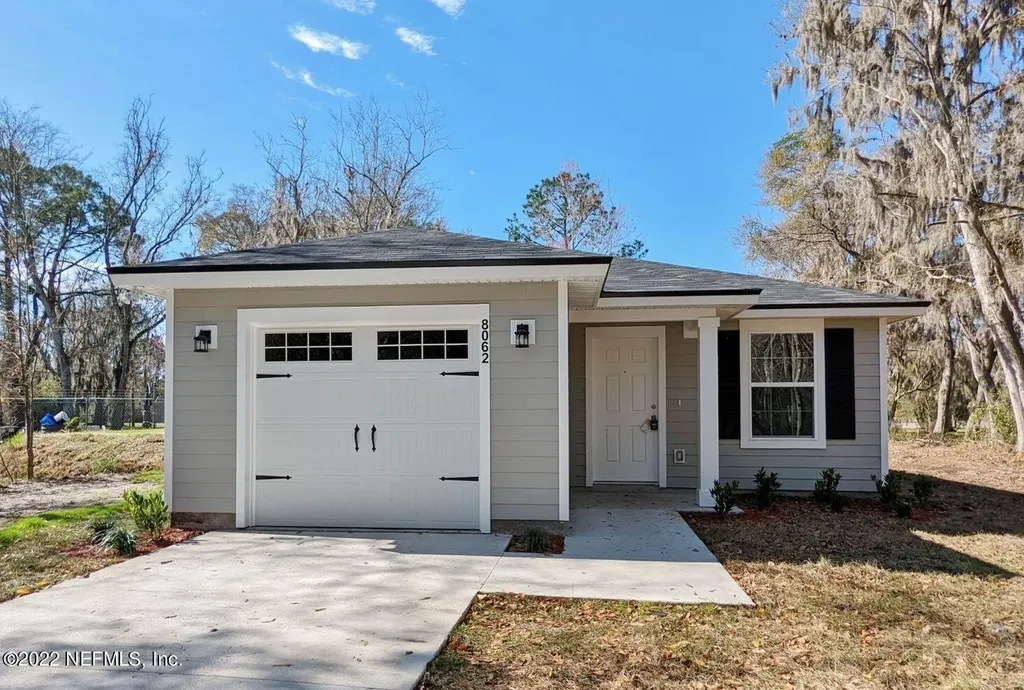 8062 Mattox Avenue Jacksonville FL 32219