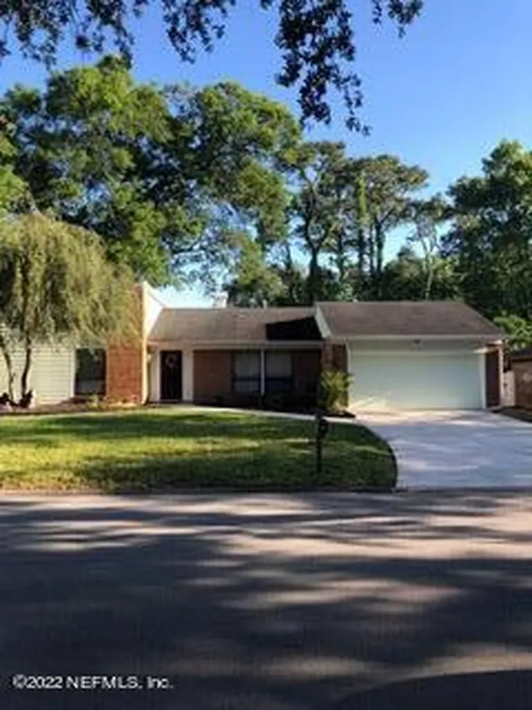 7043 Holiday Hill Court Jacksonville FL 32216