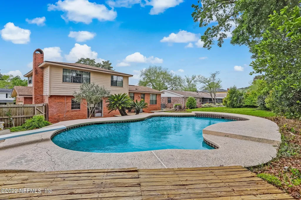 1873 Woodleigh Drive W Jacksonville FL 32211