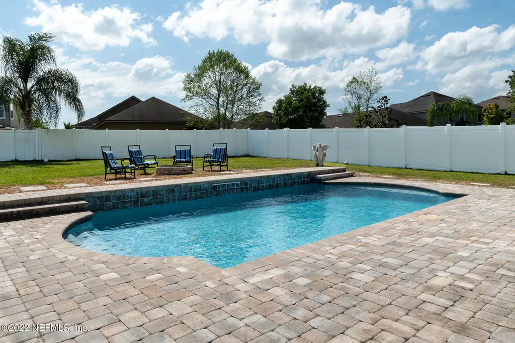 909 Las Navas Place St. Augustine FL 32092