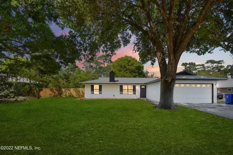 1212 Fort Peyton Drive St. Augustine FL 32086