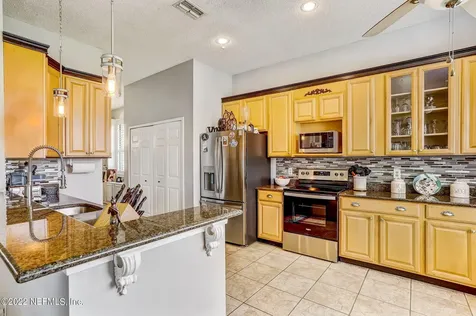 13124 Wildflower Place W Jacksonville FL 32246