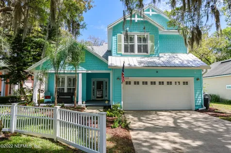 2033 Paradise Oaks Court Jacksonville FL 32233